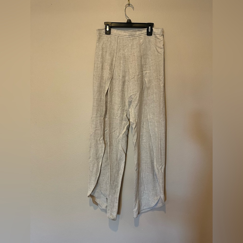 DREW Beige Knit Sweater